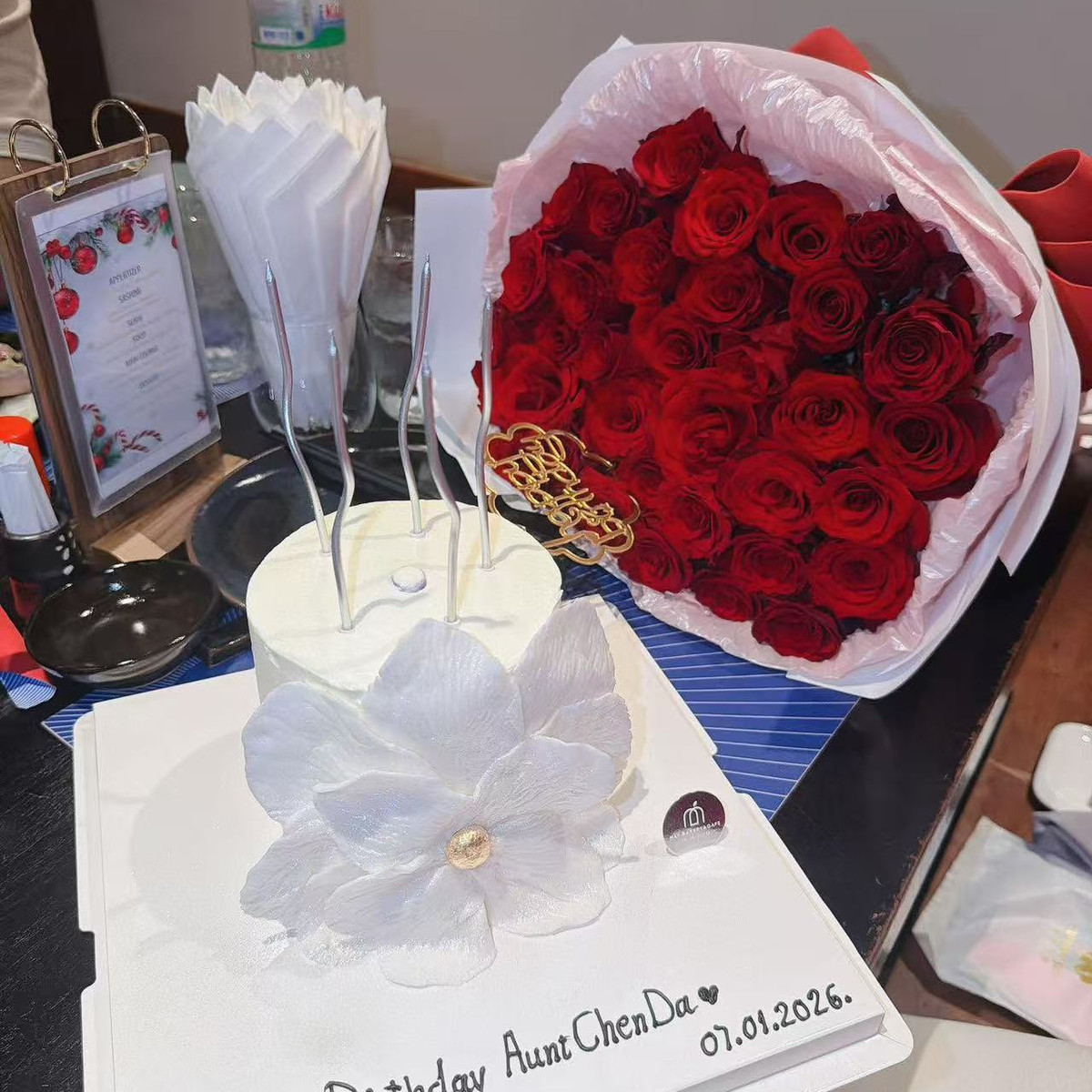 Romantic rose cake at Angkor Cake Studio